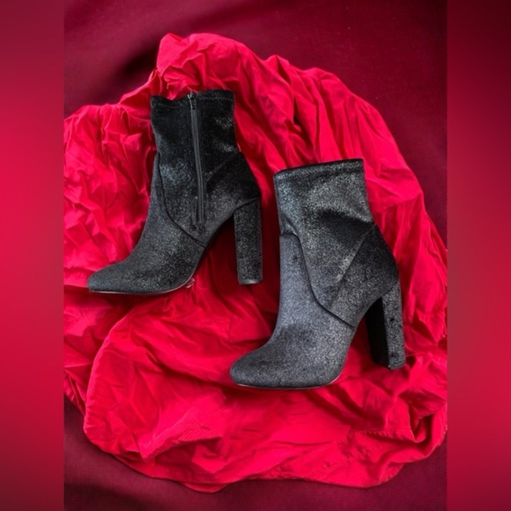 NWOT Call it Spring booties
